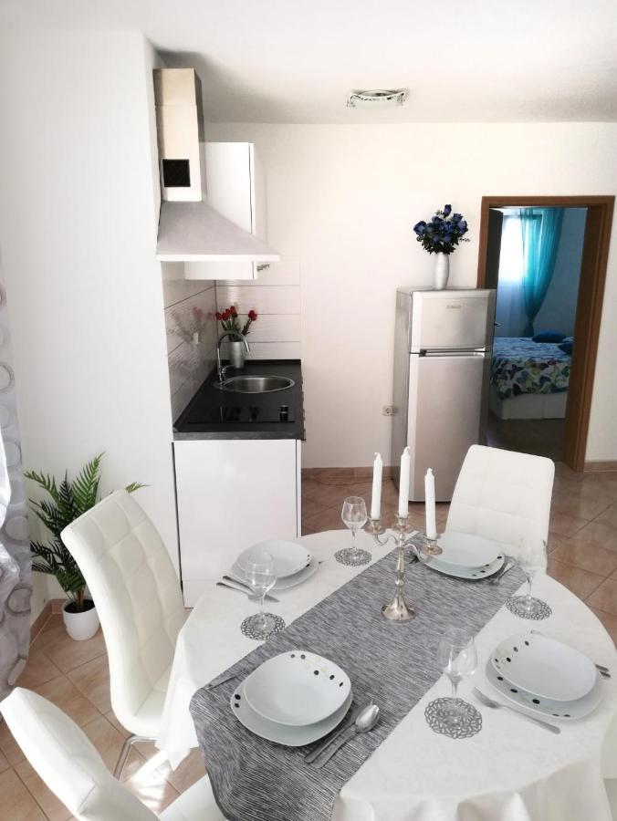 Apartment Toni With Private Parking زادار المظهر الخارجي الصورة