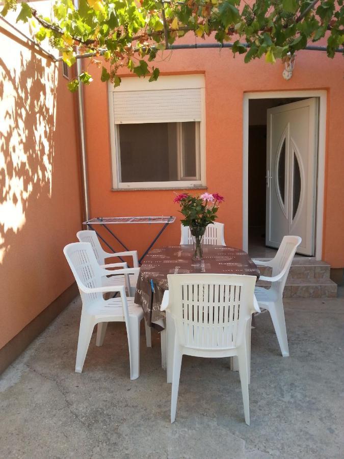 Apartment Toni With Private Parking زادار المظهر الخارجي الصورة