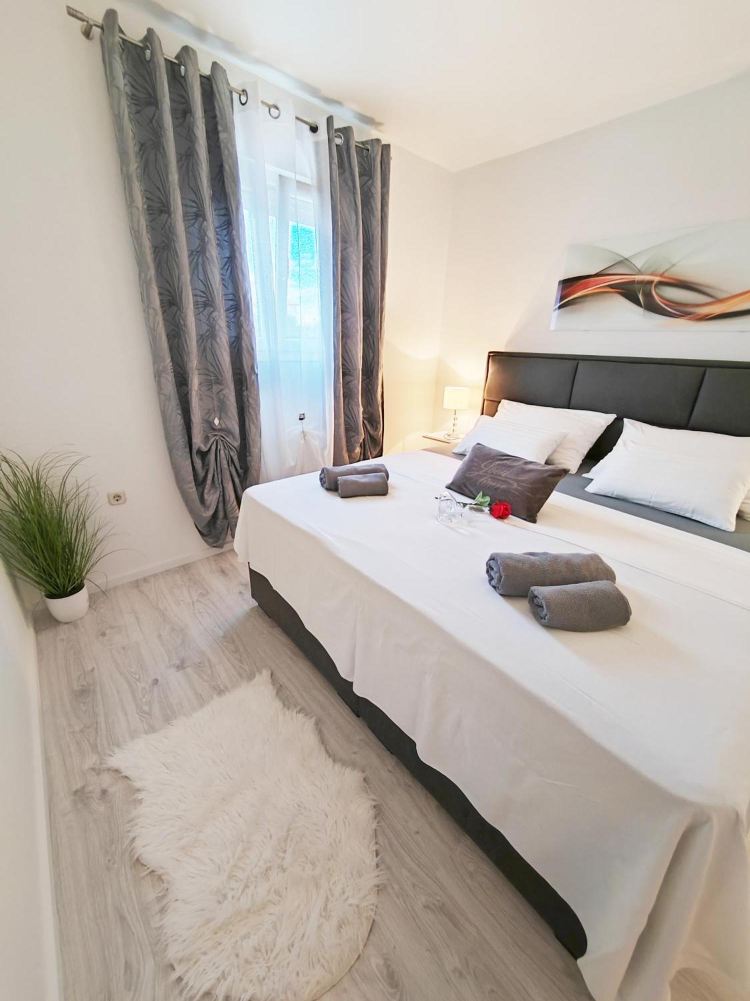 Apartment Toni With Private Parking زادار المظهر الخارجي الصورة