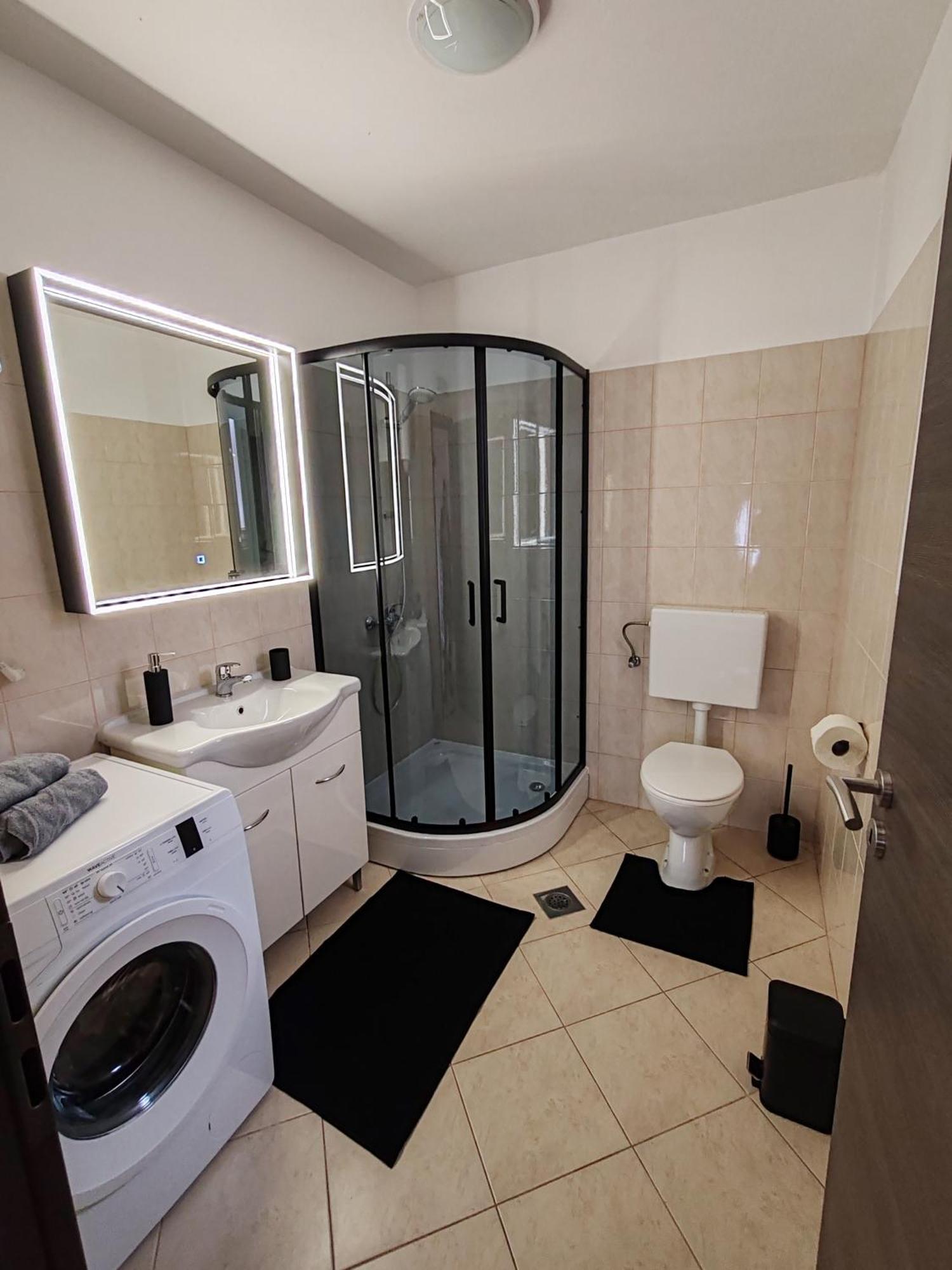 Apartment Toni With Private Parking زادار المظهر الخارجي الصورة